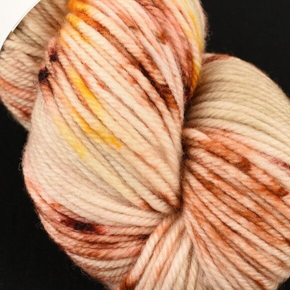 Barnyard Knits DK Yarn 100% SW Merino Hand Dyed - Picture 2 of 3